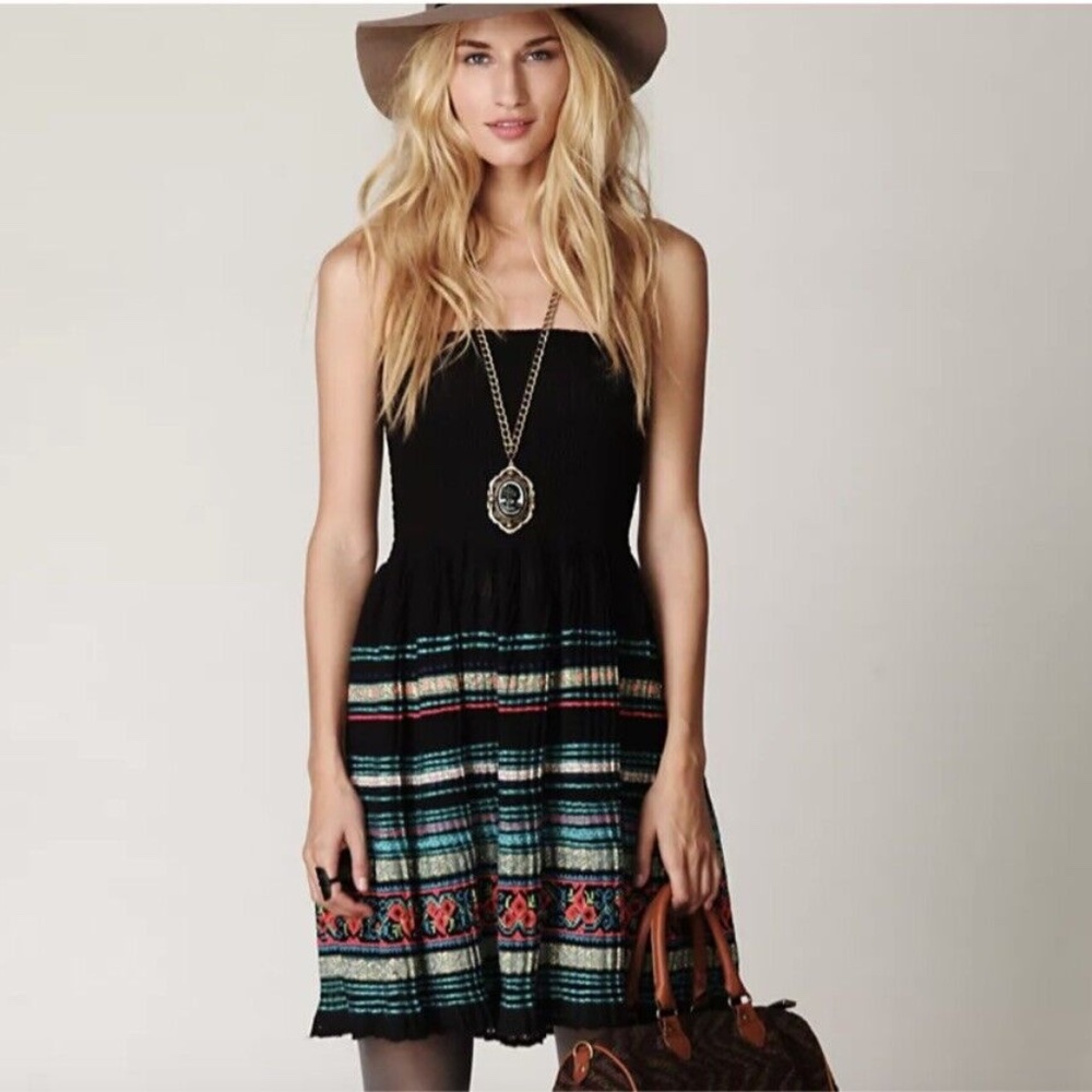 FREE PEOPLE Show Off Your Skirt Dress Black Combo Sz Medium